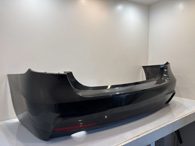 bontott BMW 3 F30-F35 Hátsó Lökhárító (Részeivel)