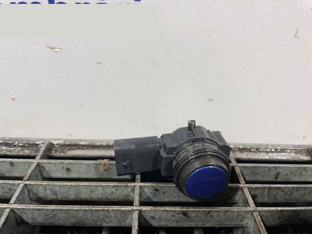 bontott BMW 3 F30-F35 Hátsó Tolatóradar Fej