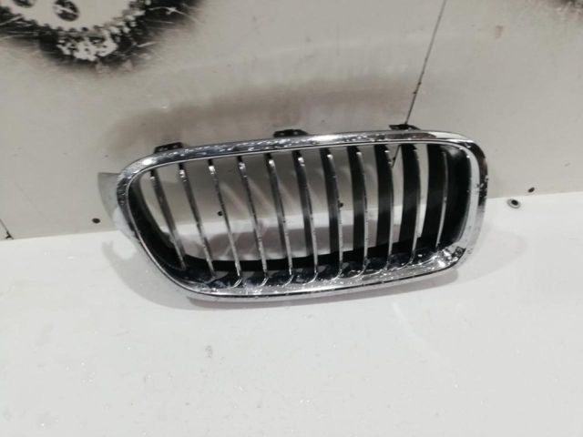 bontott BMW 3 F30-F35 Hűtőrács