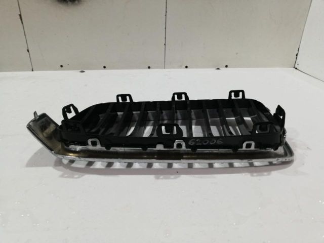 bontott BMW 3 F30-F35 Hűtőrács