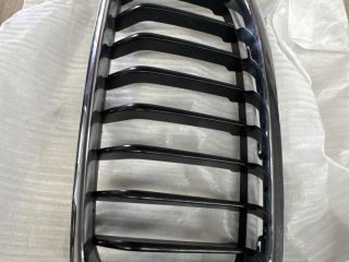 bontott BMW 3 F30-F35 Hűtőrács