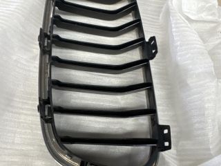 bontott BMW 3 F30-F35 Hűtőrács