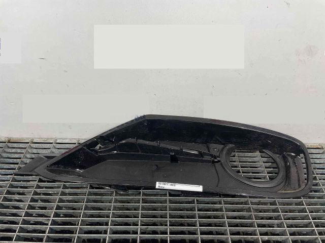 bontott BMW 3 F30-F35 Hűtőrács