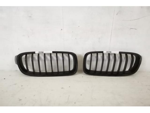 bontott BMW 3 F30-F35 Hűtőrács