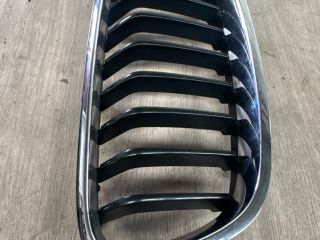 bontott BMW 3 F30-F35 Hűtőrács