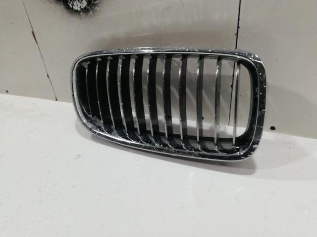 bontott BMW 3 F30-F35 Hűtőrács
