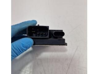 bontott BMW 3 F30-F35 Izzító Relé