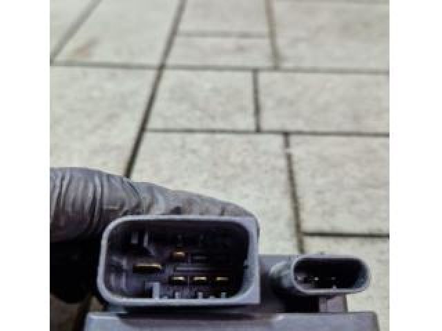 bontott BMW 3 F30-F35 Izzító Relé