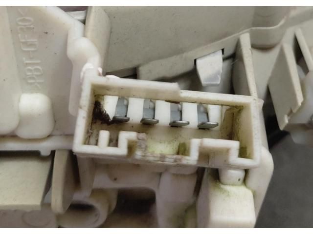 bontott BMW 3 F30-F35 Jobb Belső Hátsó Lámpa