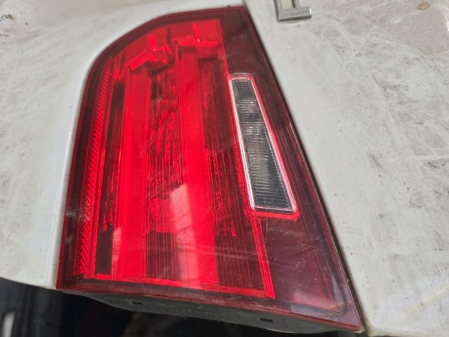 bontott BMW 3 F30-F35 Jobb Belső Hátsó Lámpa