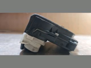 bontott BMW 3 F30-F35 Jobb első Ajtózár