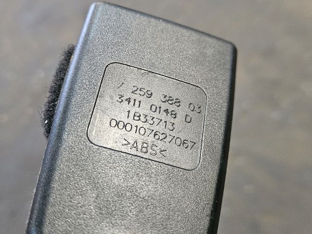 bontott BMW 3 F30-F35 Jobb első Biztonsági Öv Csat