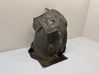 bontott BMW 3 F30-F35 Jobb első Hátsó Dobbetét (Kerékjárati, Műanyag)