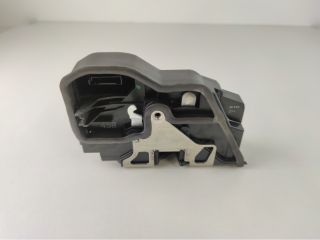 bontott BMW 3 F30-F35 Jobb első Központizár Motor