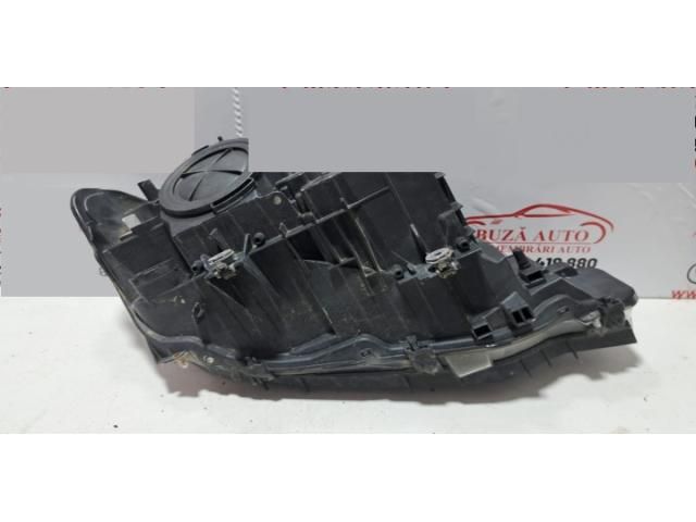 bontott BMW 3 F30-F35 Jobb Fényszóró