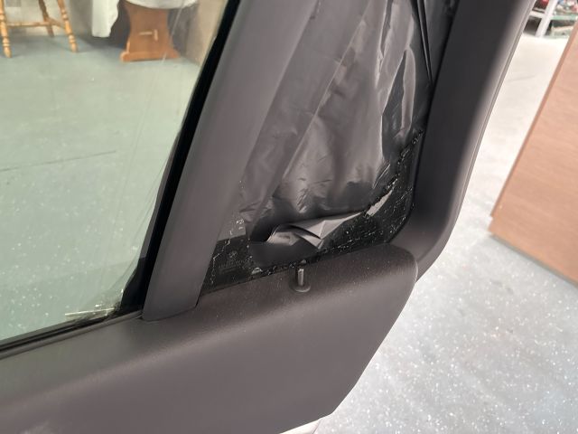 bontott BMW 3 F30-F35 Jobb hátsó Ajtó Kárpit