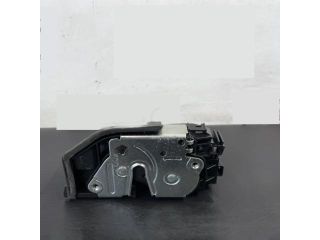 bontott BMW 3 F30-F35 Jobb hátsó Ajtózár