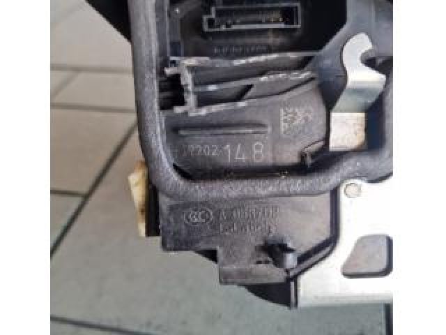 bontott BMW 3 F30-F35 Jobb hátsó Ajtózár