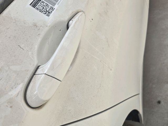 bontott BMW 3 F30-F35 Jobb hátsó Külső Kilincs