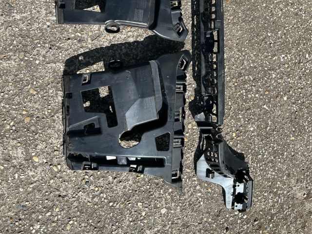 bontott BMW 3 F30-F35 Jobb hátsó Oldal Lökhárító Tartó (Műanyag)