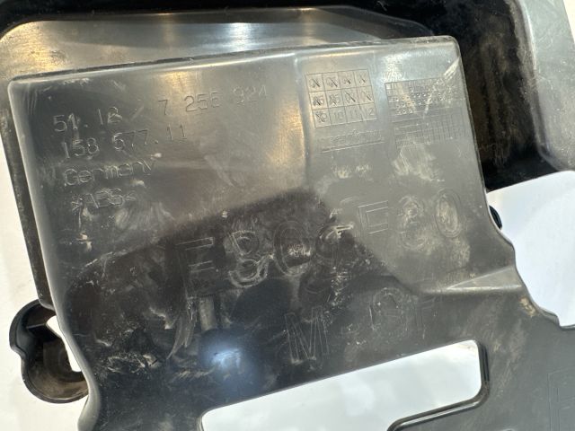 bontott BMW 3 F30-F35 Jobb hátsó Oldal Lökhárító Tartó (Műanyag)