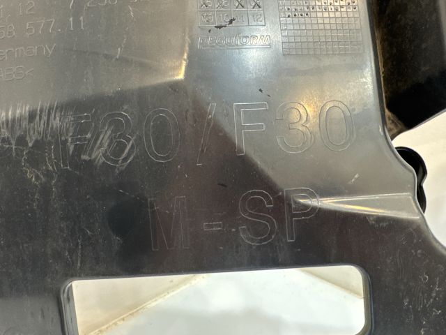 bontott BMW 3 F30-F35 Jobb hátsó Oldal Lökhárító Tartó (Műanyag)