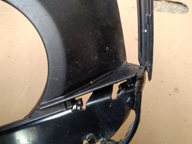 bontott BMW 3 F30-F35 Jobb Ködlámpa Rács