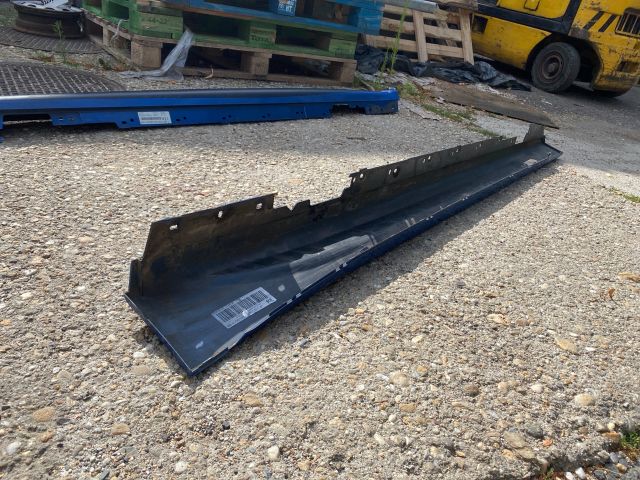 bontott BMW 3 F30-F35 Jobb Küszöb