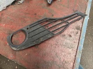 bontott BMW 3 F30-F35 Jobb Szellőző Keret