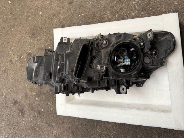 bontott BMW 3 F30-F35 Jobb Xenon Fényszóró