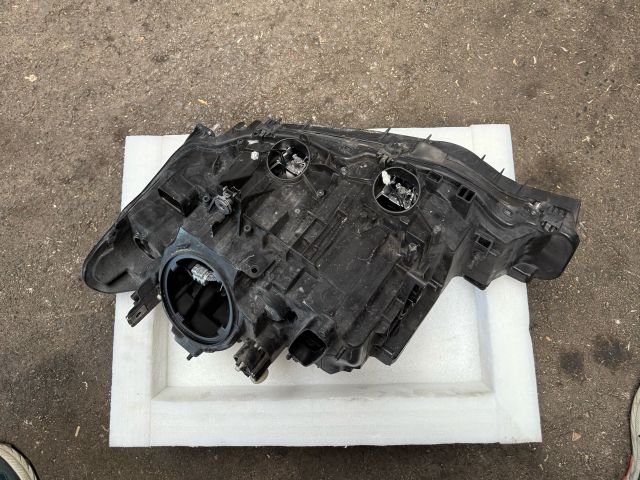 bontott BMW 3 F30-F35 Jobb Xenon Fényszóró