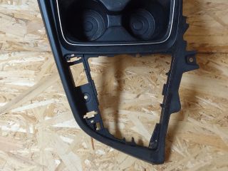 bontott BMW 3 F30-F35 Középkonzol Keret