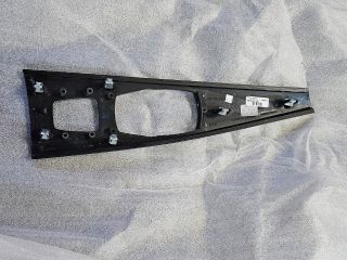 bontott BMW 3 F30-F35 Középkonzol Keret