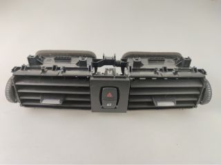 bontott BMW 3 F30-F35 Középső Szellőző