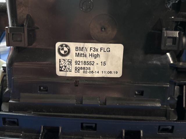 bontott BMW 3 F30-F35 Középső Szellőző