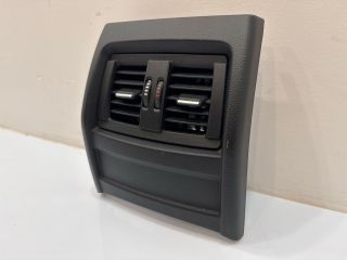 bontott BMW 3 F30-F35 Középső Szellőző