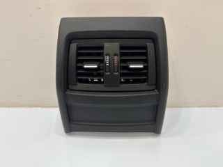 bontott BMW 3 F30-F35 Középső Szellőző