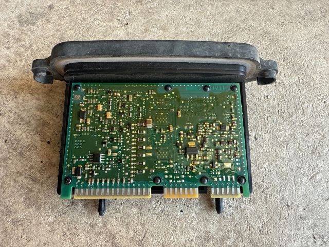 bontott BMW 3 F30-F35 Lámpa Vezérlő