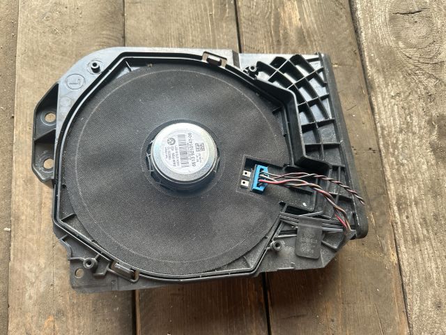 bontott BMW 3 F30-F35 Mélynyomó Hangszóró