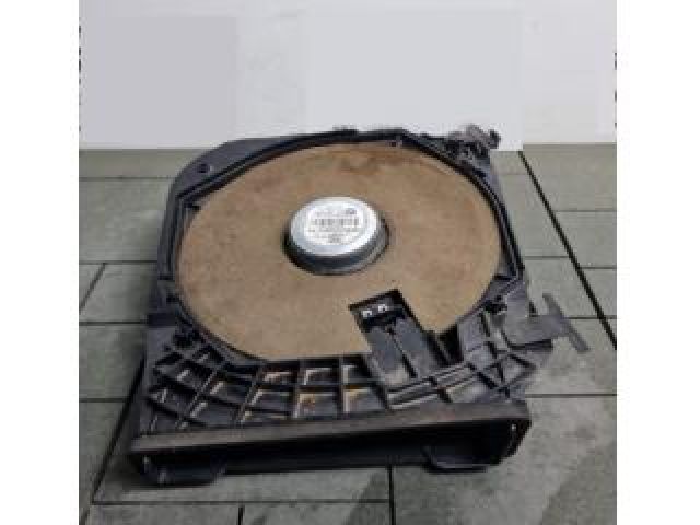 bontott BMW 3 F30-F35 Mélynyomó Hangszóró