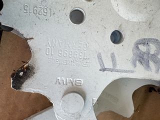 bontott BMW 3 F30-F35 Motorháztető Zsanér Pár