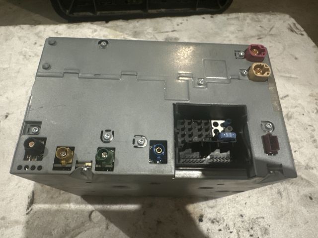 bontott BMW 3 F30-F35 Navigációs Fejegység