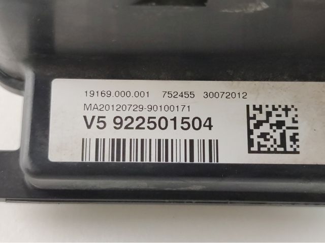 bontott BMW 3 F30-F35 Pozitív Kábel Elosztó