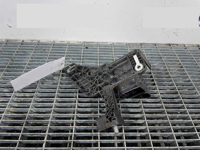 bontott BMW 3 F30-F35 Relé