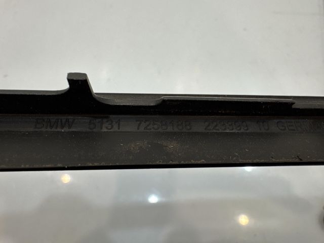 bontott BMW 3 F30-F35 Szélvédő Takaró