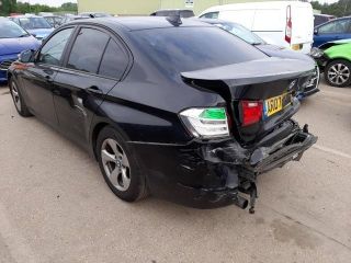 bontott BMW 3 F30-F35 Tankajtó