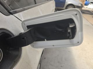 bontott BMW 3 F30-F35 Tankajtó