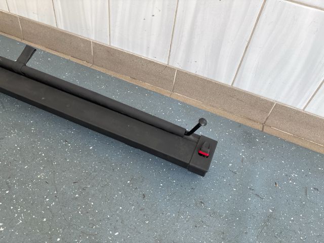 bontott BMW 3 F30-F35 Térelválasztó