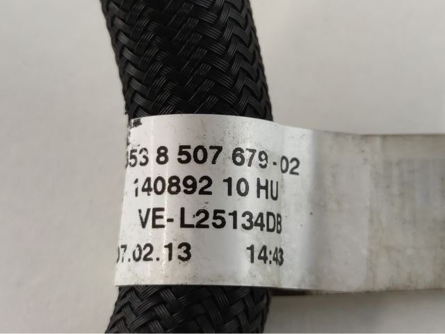 bontott BMW 3 F30-F35 Üzemanyagcső