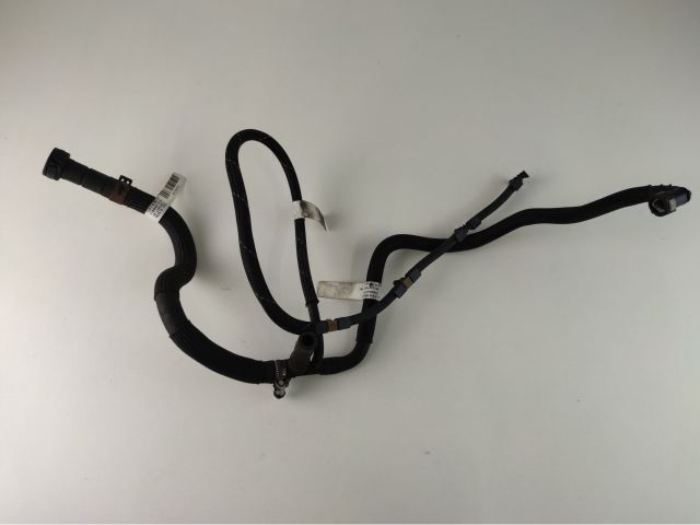 bontott BMW 3 F30-F35 Üzemanyagcső